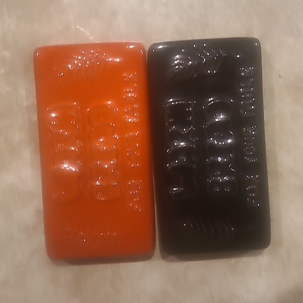 Ceramic bread warmers